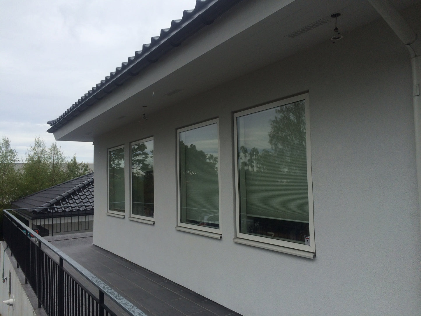 Vask og Malig av Hvit Murhus m/Dobbel Garasje