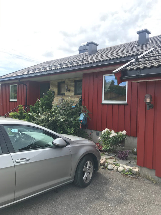 Vask og bytte av utvendig panel og Maling
